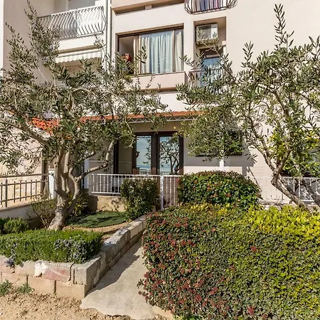 Sea Shore Apartment